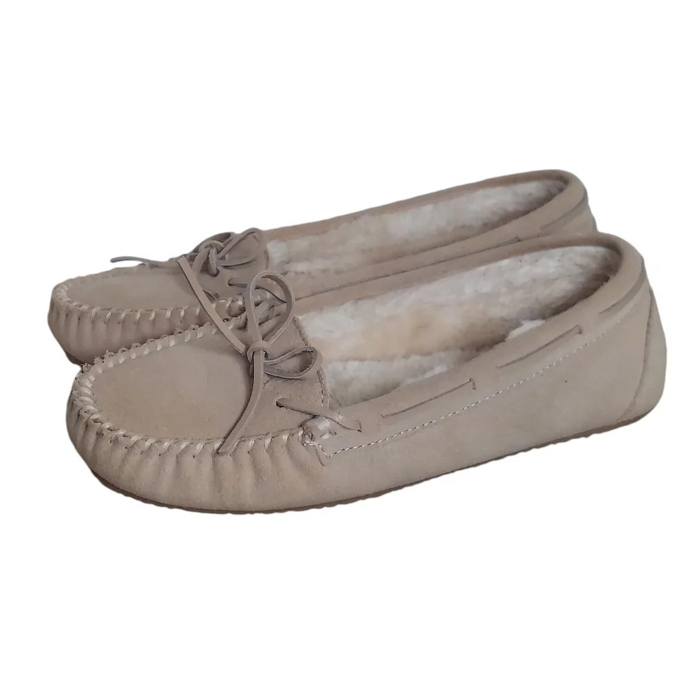 Minnetonka Moccasin Suede Faux Fur Lined Slippers‎ Women's - Picture 16 of 16